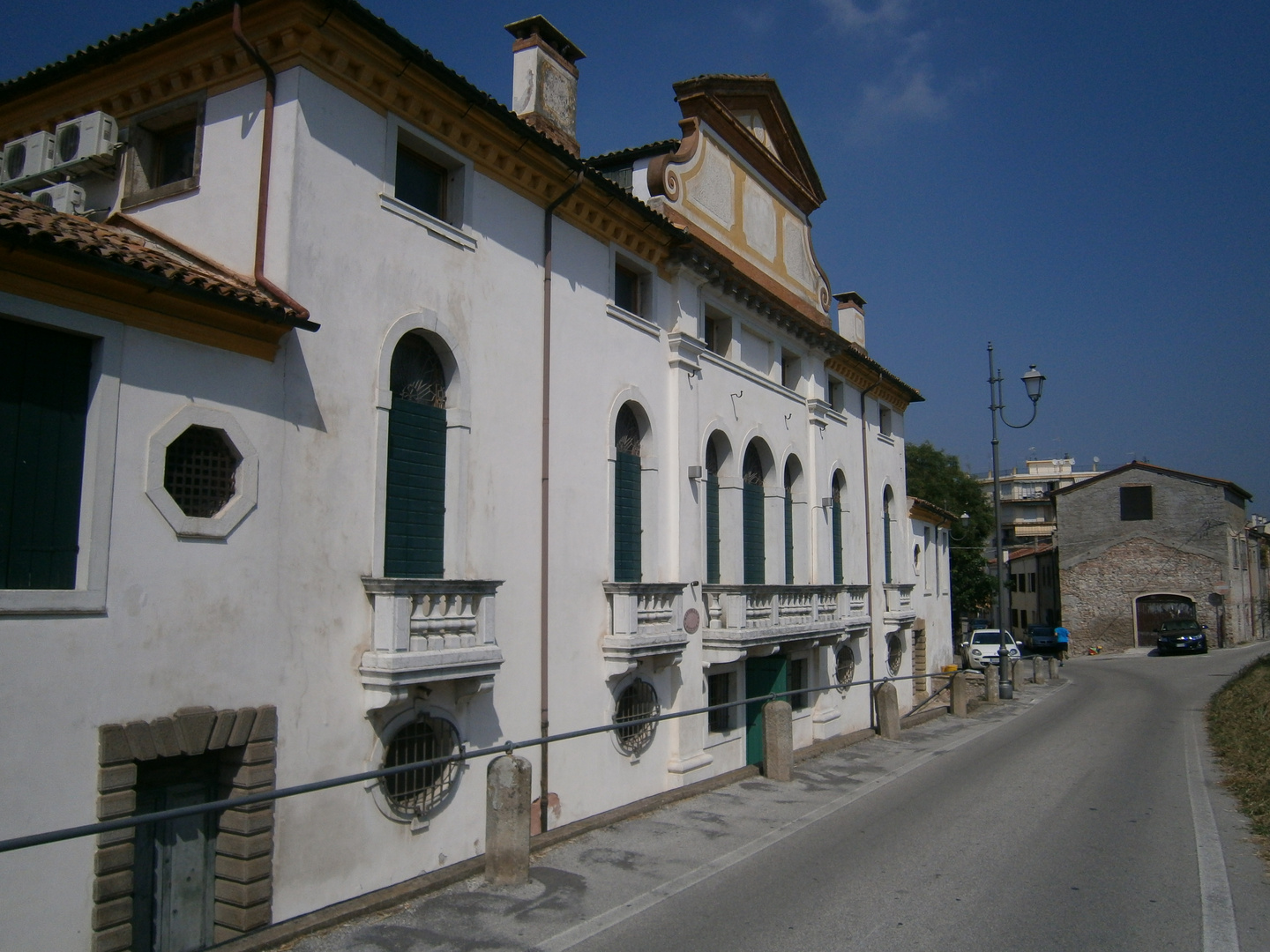 Monselice (Pd): Villa Contarini vista da Via Avancini.