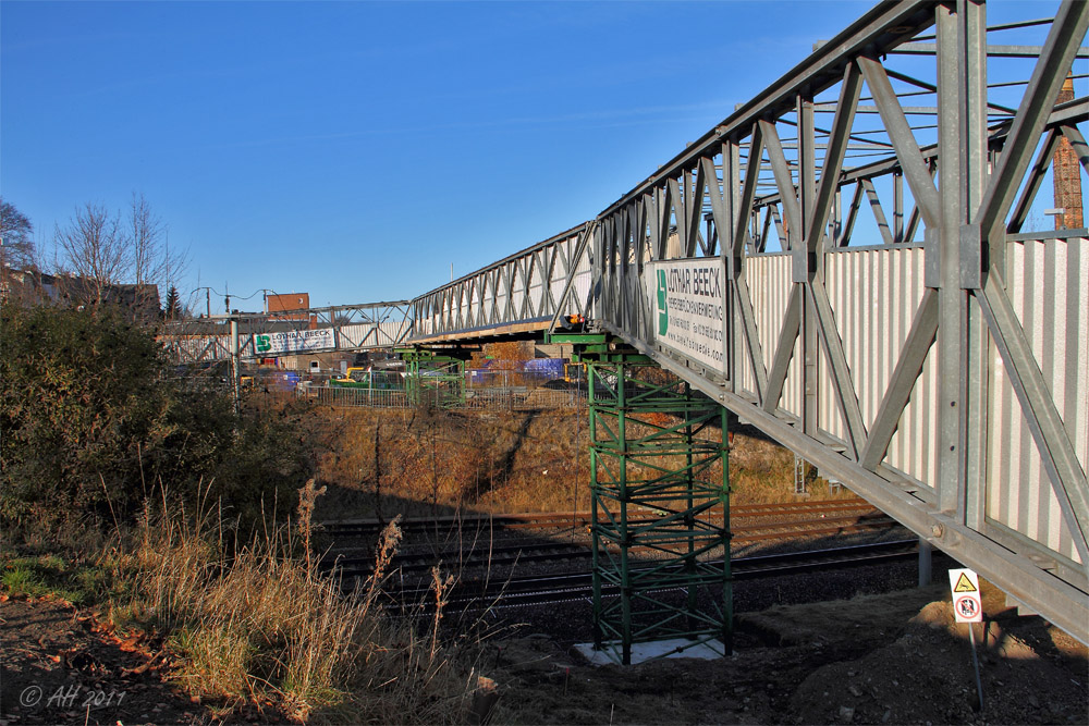 Monster - Behelfsbrücke