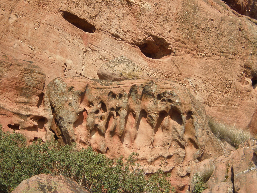 monstruoso (Tiermes, Soria)