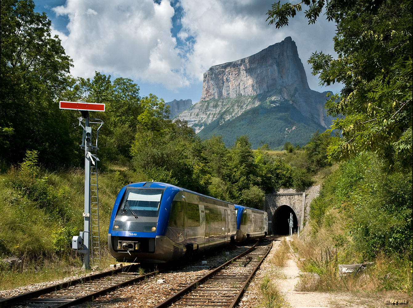 Mont Aiguille