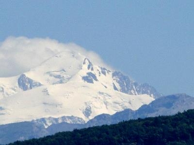 mont Blanc avec chapeau