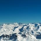 Mont Blanc im Hintergrund, mittig