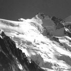 Mont Blanc (rechts) und Aiguille du Midi (links)