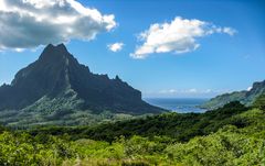 Mont Rotui und Cook Bay