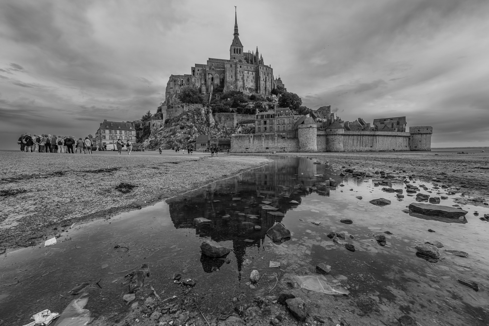 Mont Saint Michel – Gerettet vor der Versandung – droht ihr jetzt ein Ersticken im Müll