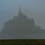 Mont Saint Michel im Dunst