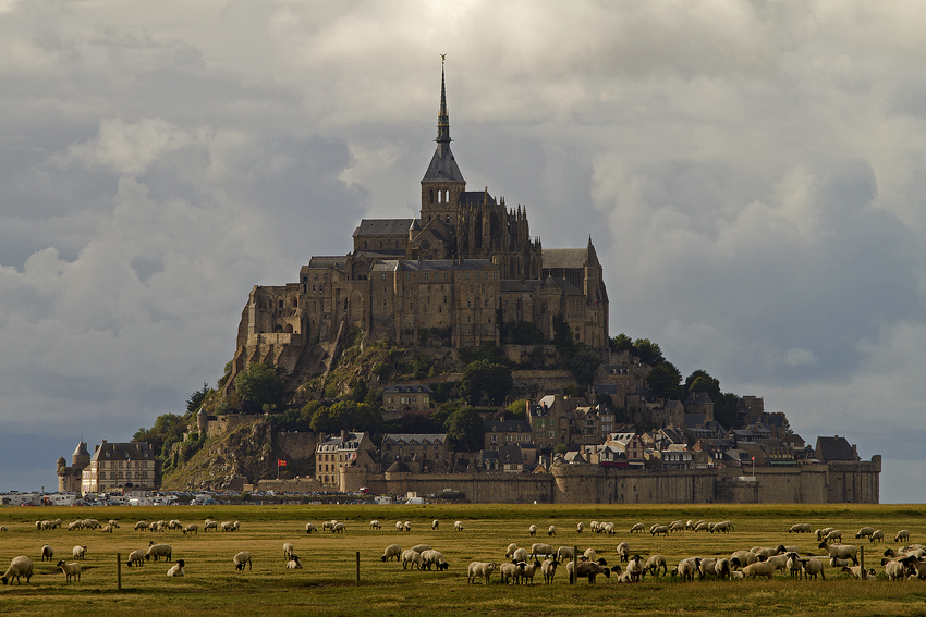 Mont - Saint - Michel ... kurz vorm Gewitter