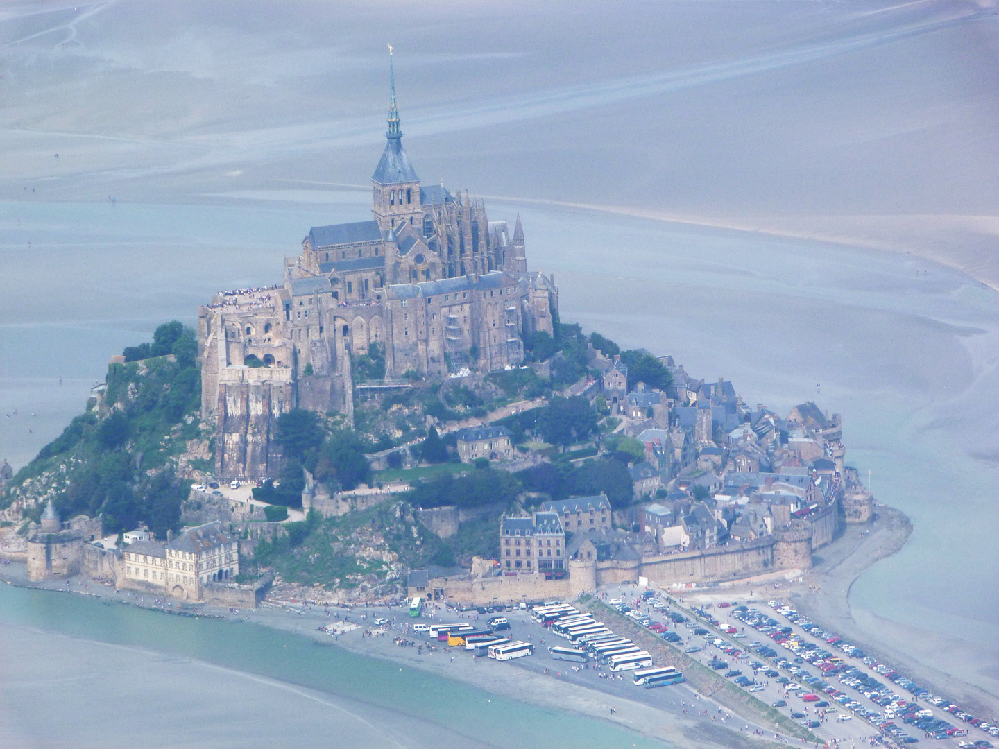 Mont st Michel vue d'avion.