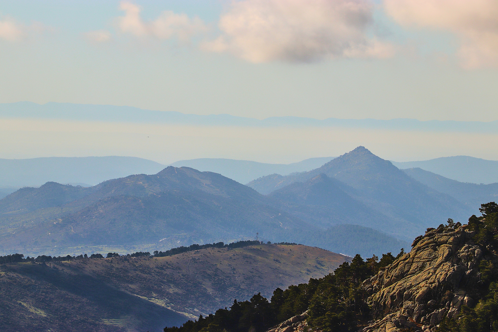 Montañas desde la Cruz de Rubens