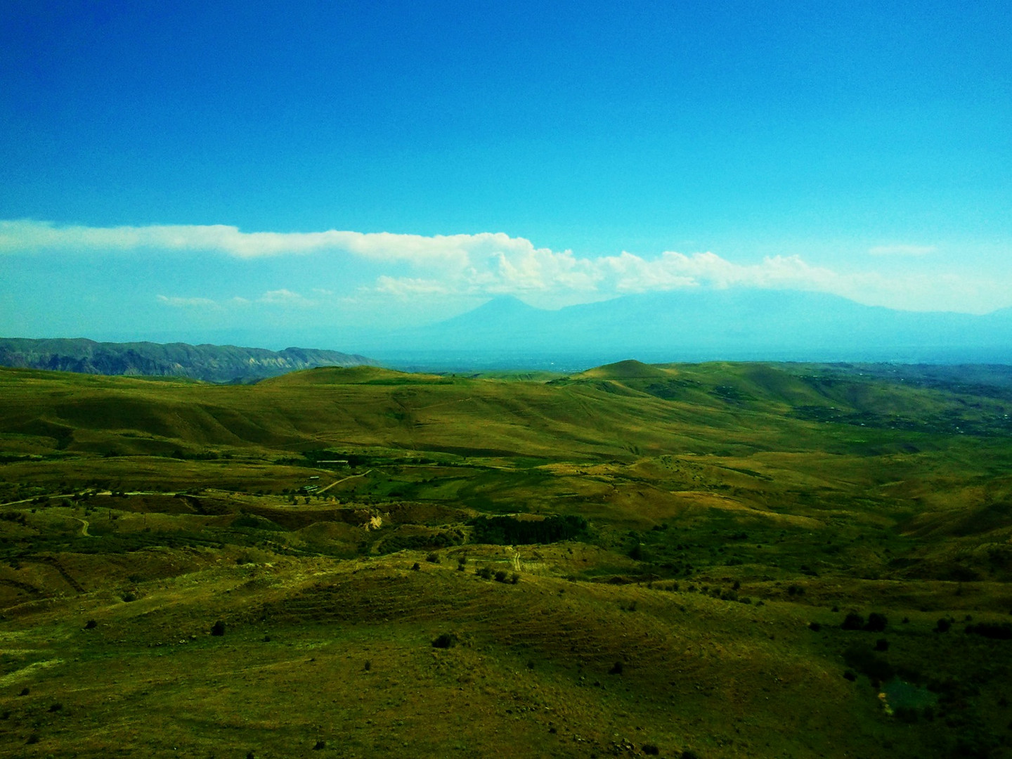 Montañas lejanas