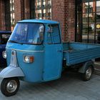 Montag - Blue Monday - Piaggio Ape 600MPV