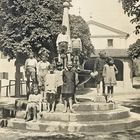 Montagna Pistoiese - Piazza di Bardalone - davanti alla fontana - anni 30