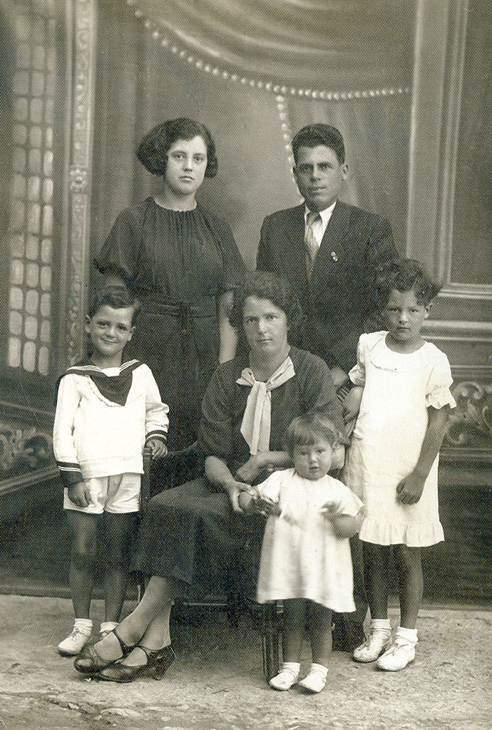 Montagna Pistoiese - Tafoni - la famiglia di Modesto Filoni fotografo