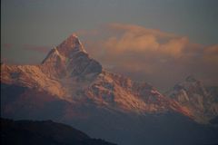 montagnes de l anapurna de pokarha