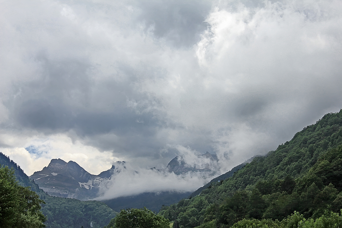 Montagnes pyrénées...