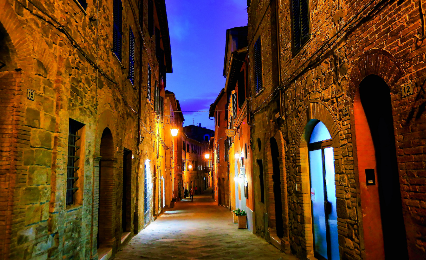 Montalcino in der Abendstunde