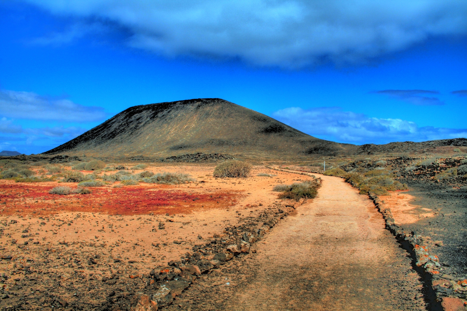 Montana La Caldera Isla De Los Lobos Fuerteventura Foto Bild Landschaft Vulkanlandschaften Natur Bilder Auf Fotocommunity