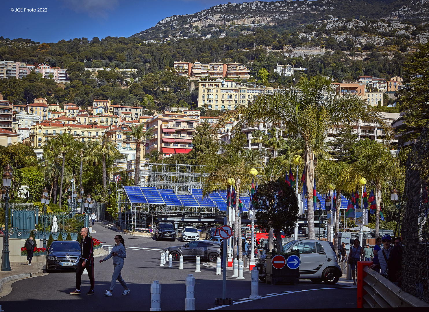 Monte Carlo Geschäftiges Treiben auf der Avenue de Monte Carlo