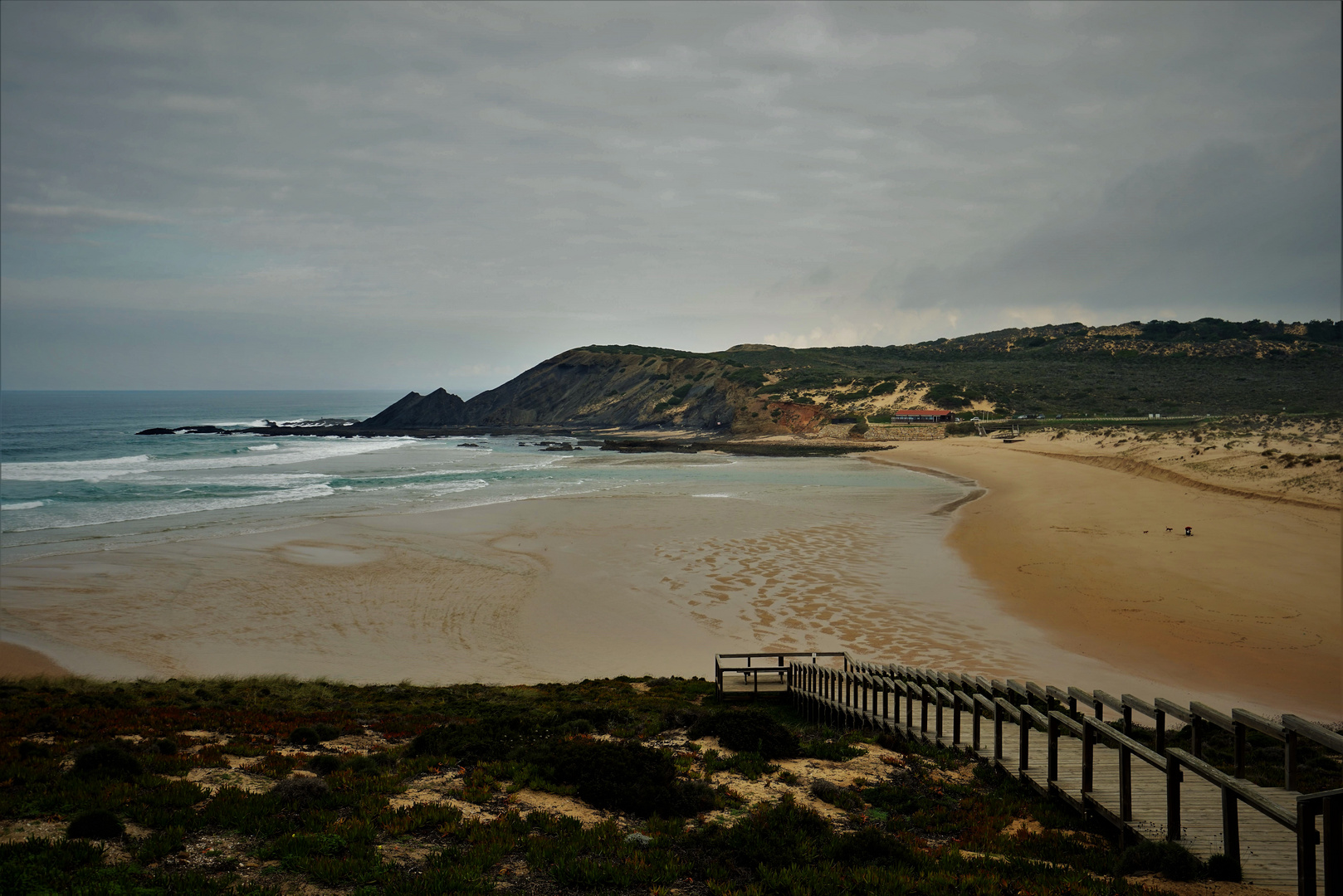 Monte Clérigo beach  5