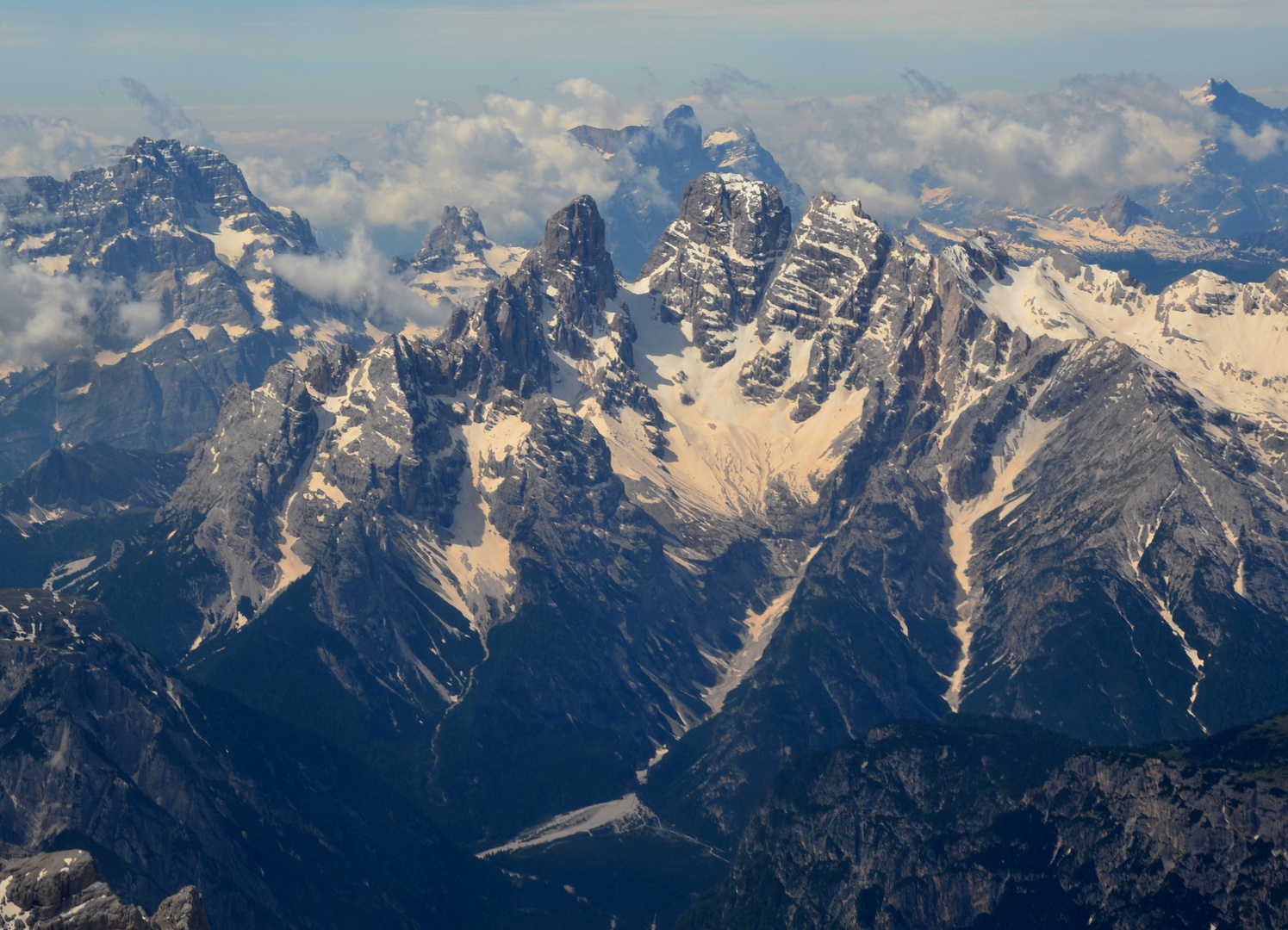 Monte Cristallo vom Flugzeug aus