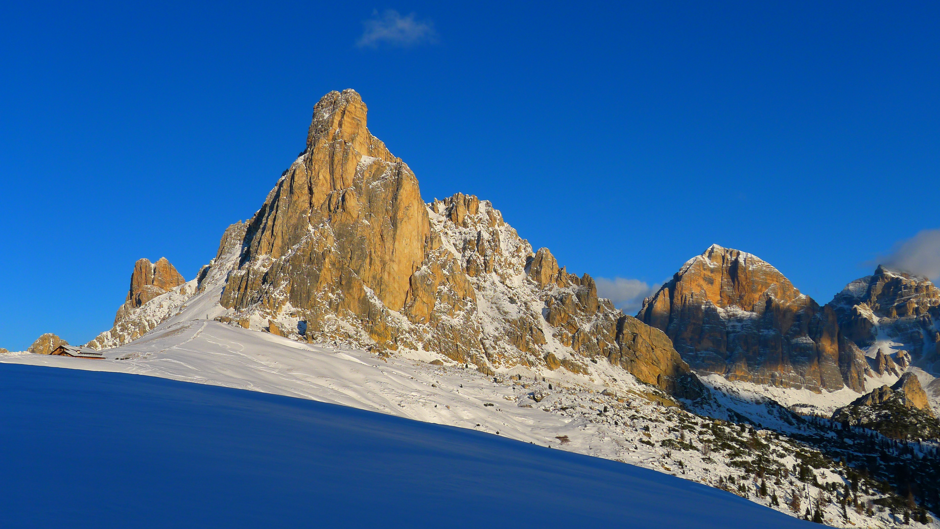 Monte Gusela/Ra Gusela (Nuvolau Sud) - rechts Tofana de Rózes - Anpézo - Terra Ladina