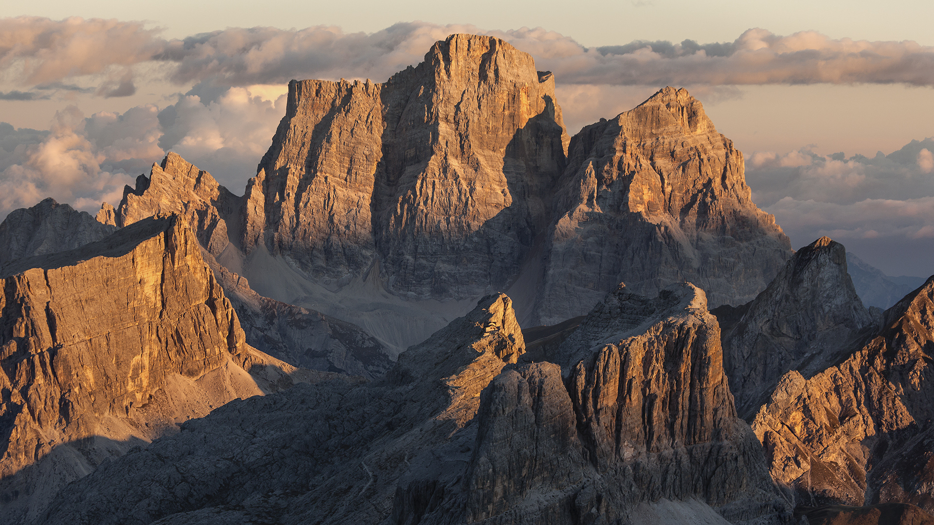 MONTE PELMO (3.168 m)