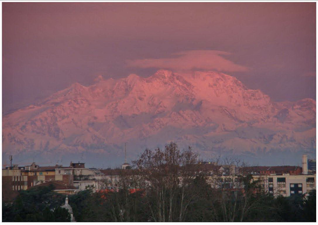 Monte Rosa all'alba