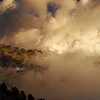 Monte Sagro tra le nuvole