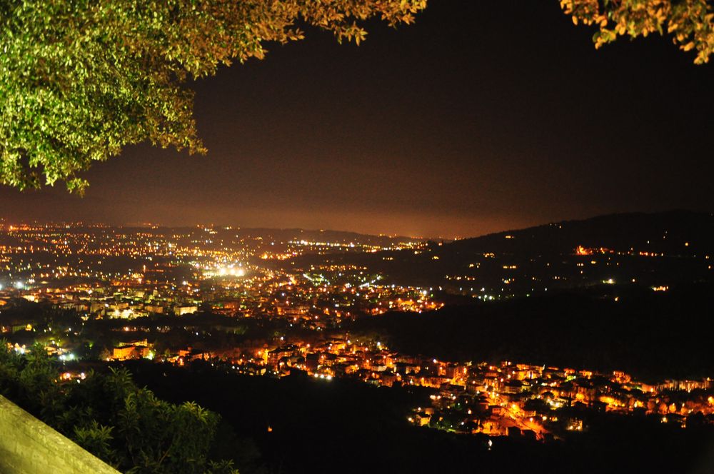 Montecatini Therme by Night von mcchris71 