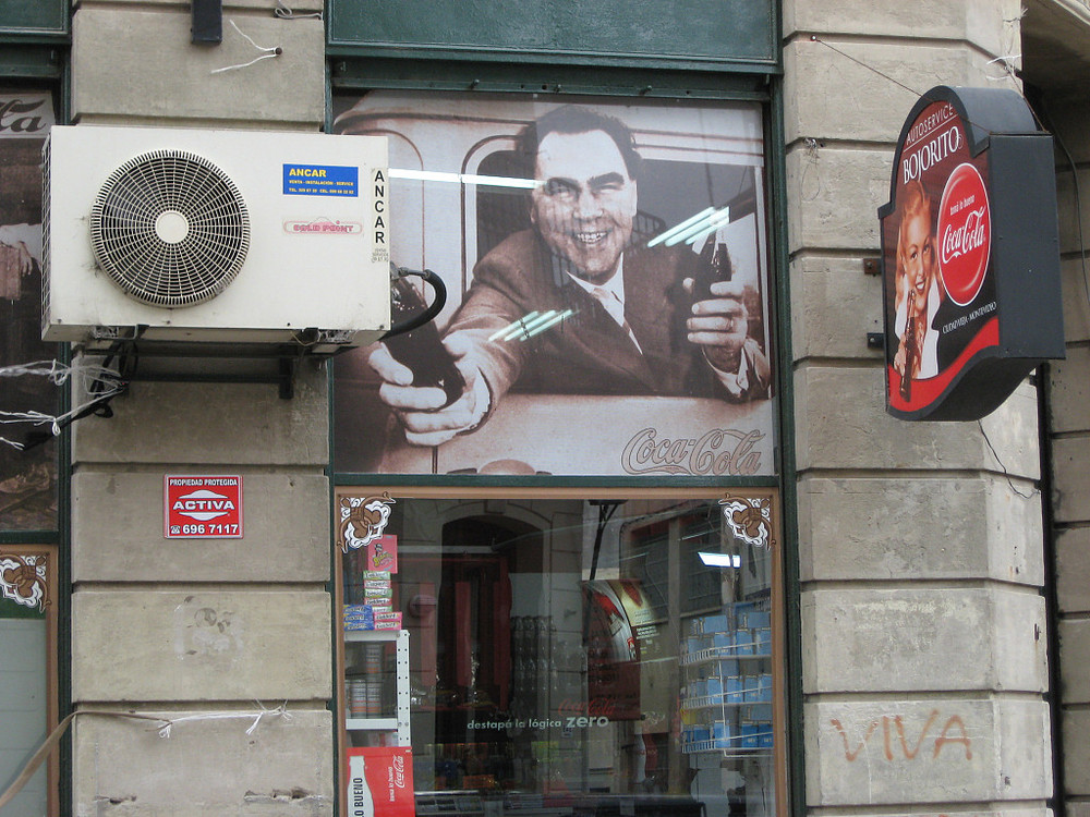 Montevideo, Coca Cola von Max Schmeling...