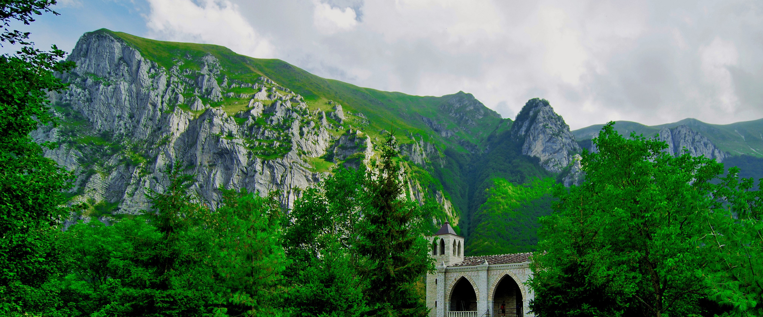 MONTI  SIBILLINI  EREMO