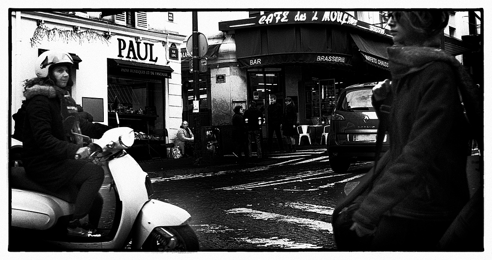 montmartre actuellement - Rue Lepic