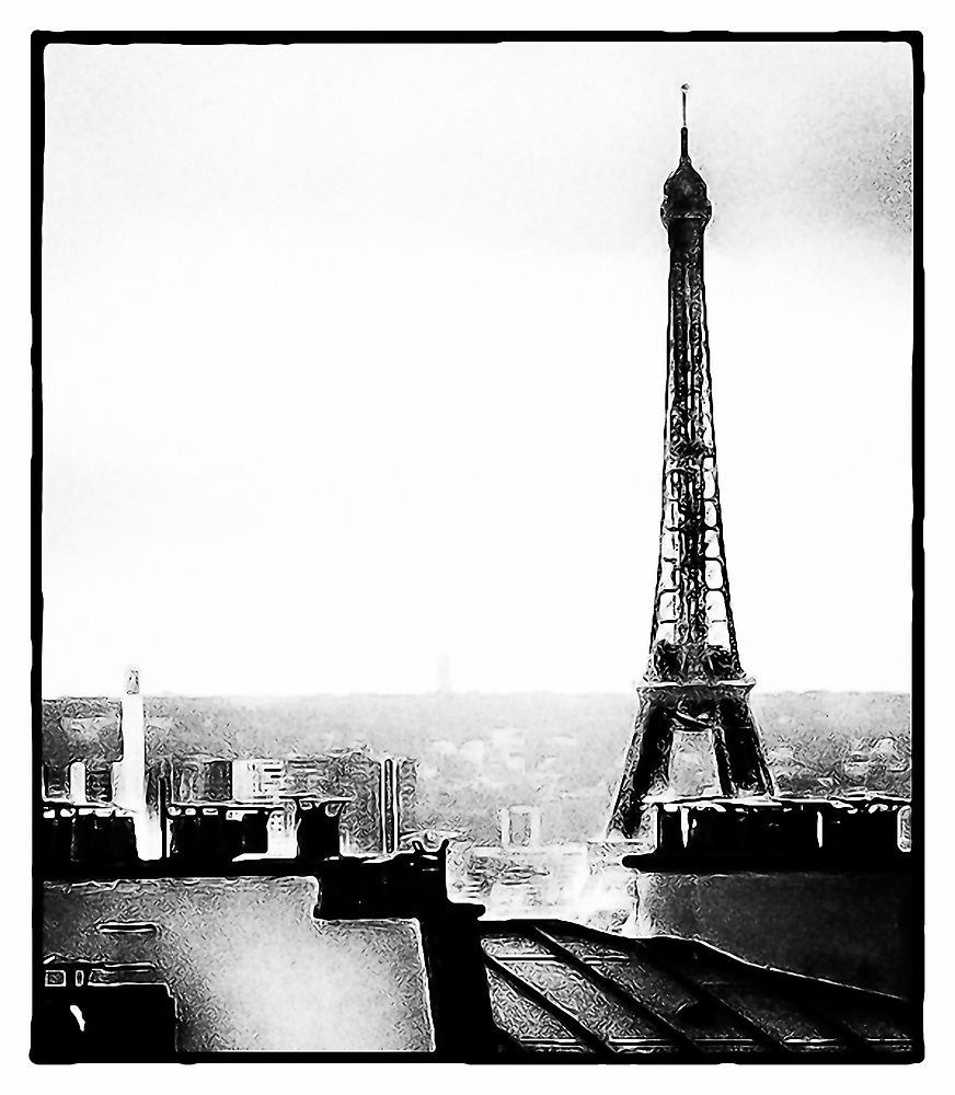 montmartre actuellement - Vue de la Tour Eiffel