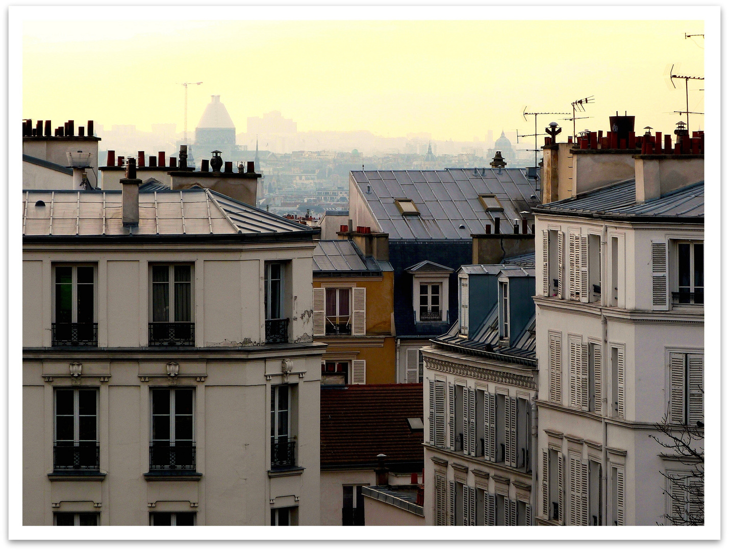 < Montmartre >