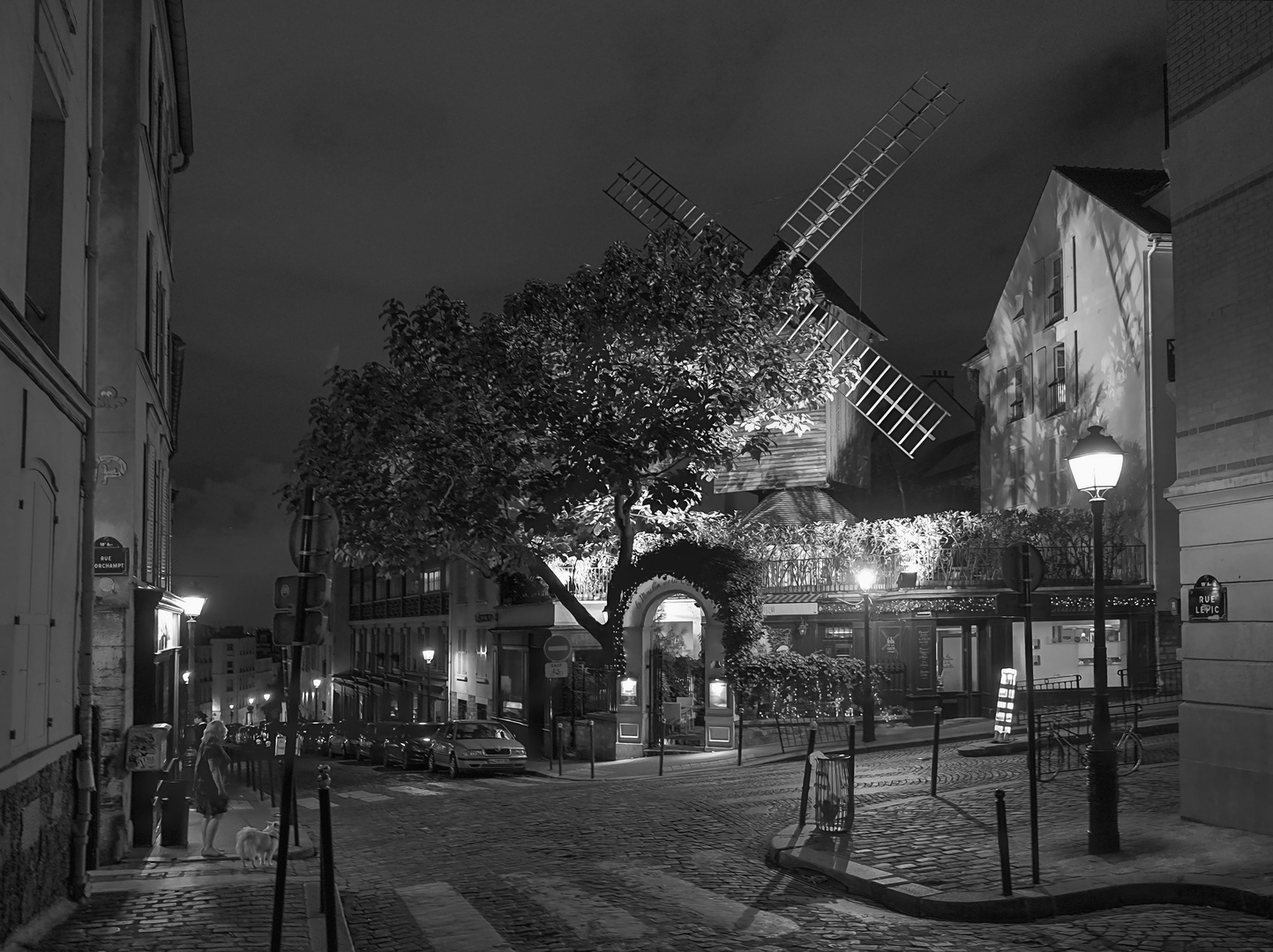 Montmartre bei Nacht