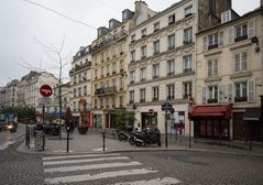 Montmartre - Rue Lepic - 01
