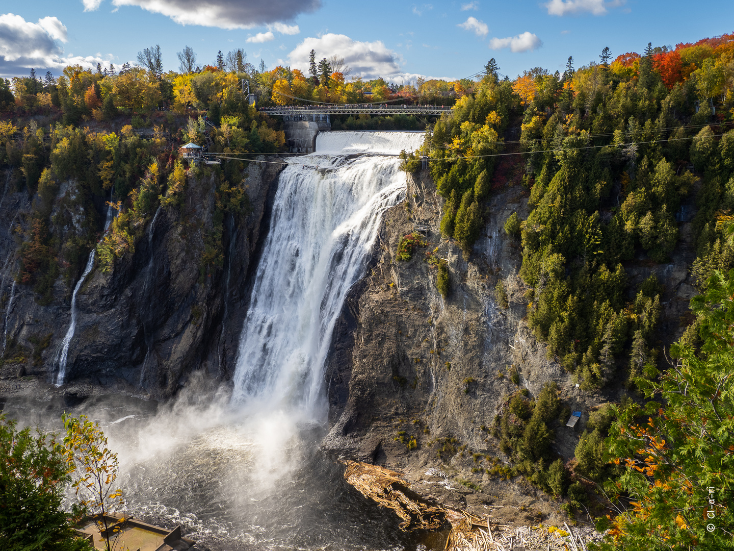 Montmorency Falls im Indian Summer