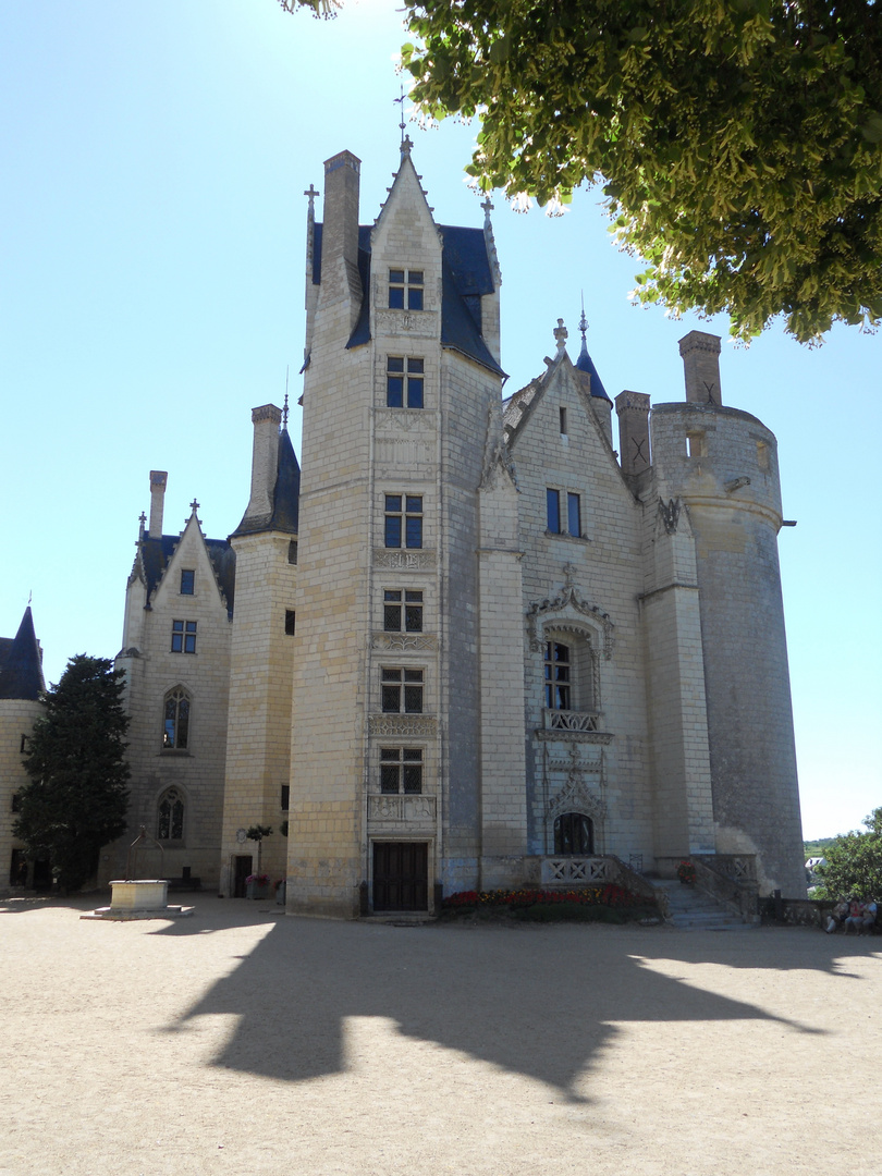 Montreuil Bellay, le château