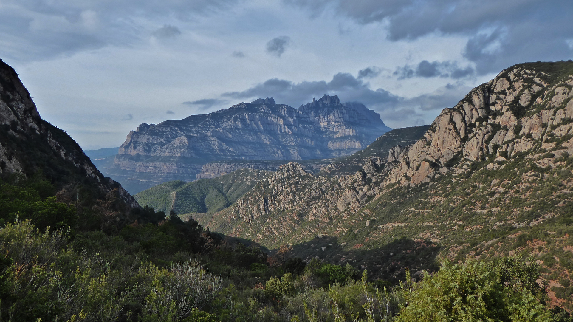 Montserrat, hoy dia de San Esteban