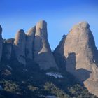 Montserrat mit Schnee 