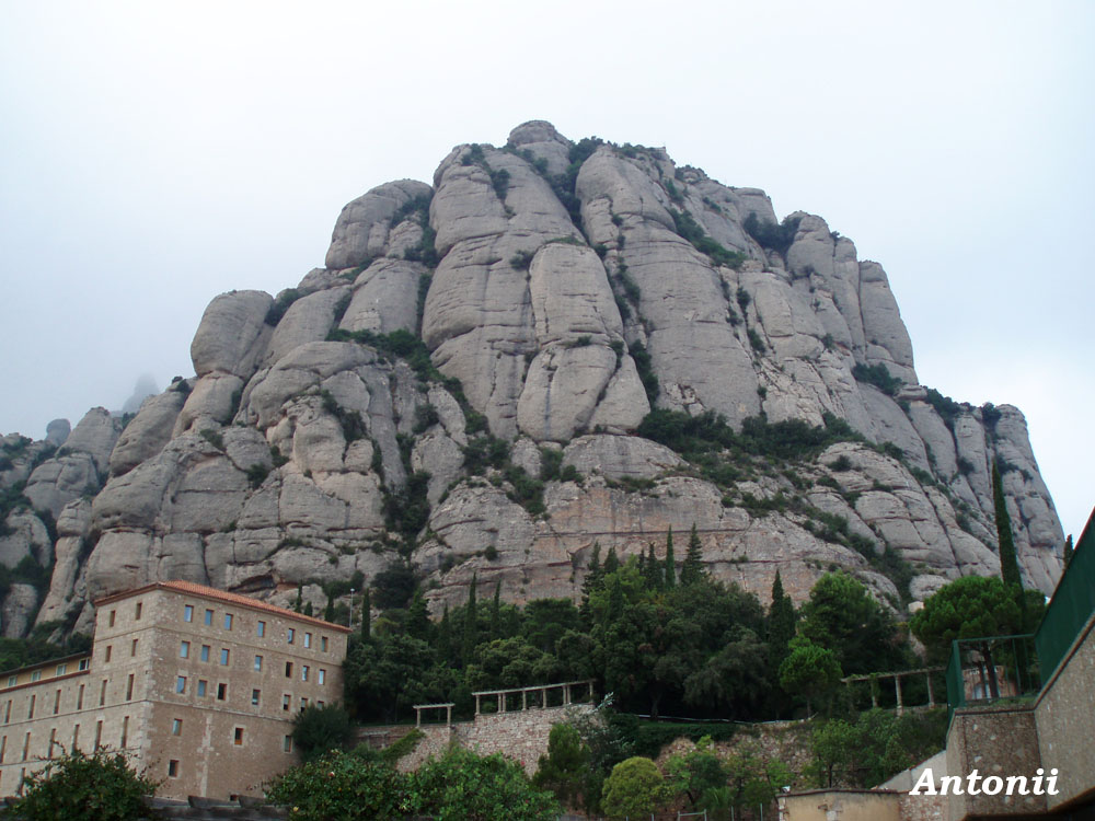 Montserrat y su Monasterio