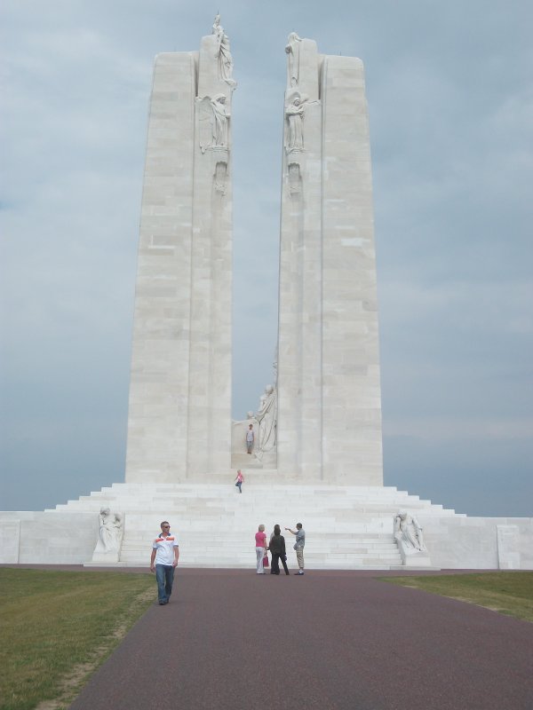 monument canadien