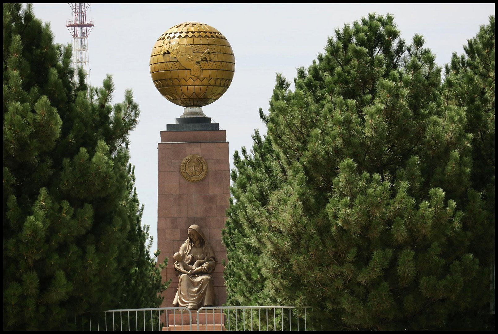 Monument der Unabhängigkeit (Taschkent)