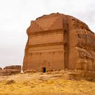 Monument in der Wüste bei Al Ula (Saudi Arabien)