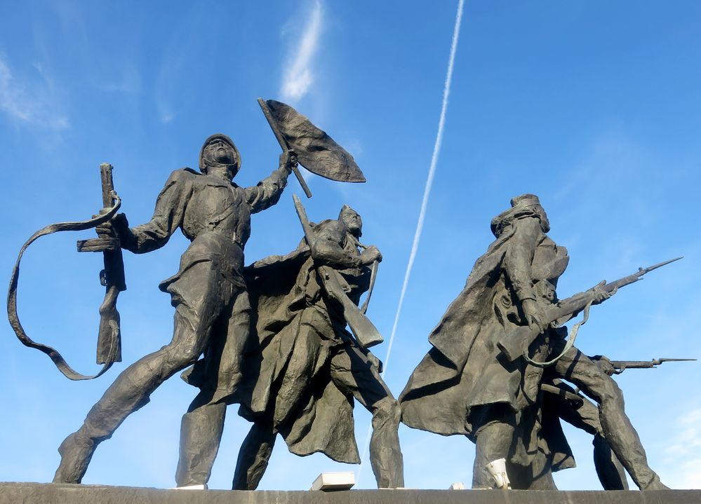 Monument to the Heroic Defenders of Leningrad - 3