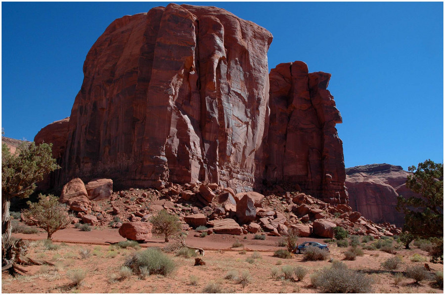 MONUMENT VALLEY