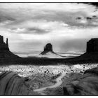 - Monument Valley -