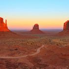 Monument Valley bei Sonnenuntergang