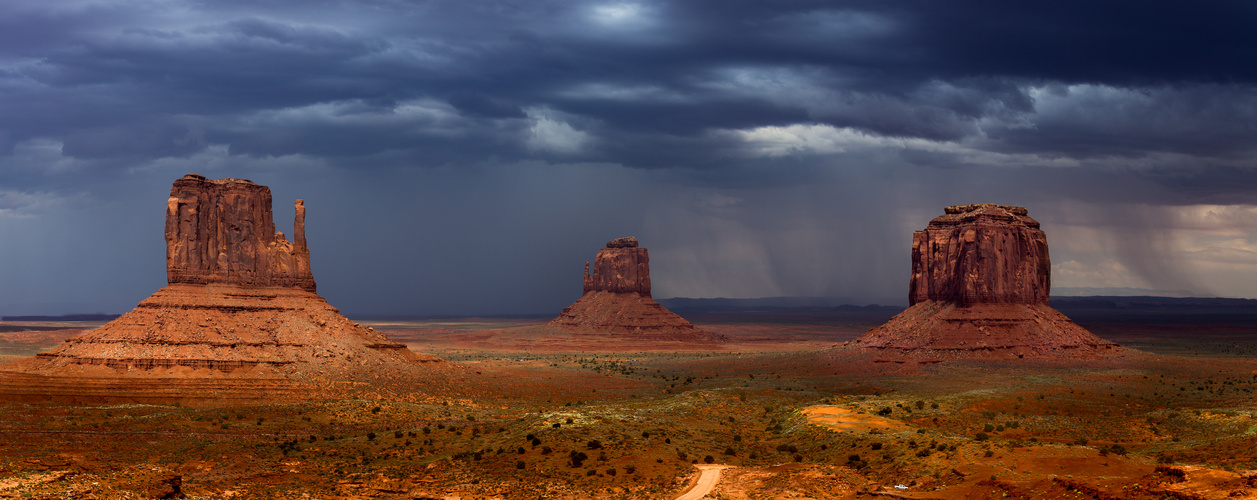 Monument Valley 