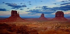 Monument Valley Navajo Tribal Park II - Utah - USA